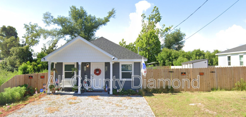Panama City House: 3805 E 4th St