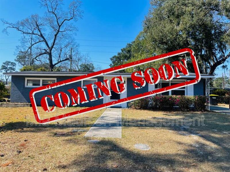 Savannah House: 11 Catherine Cir