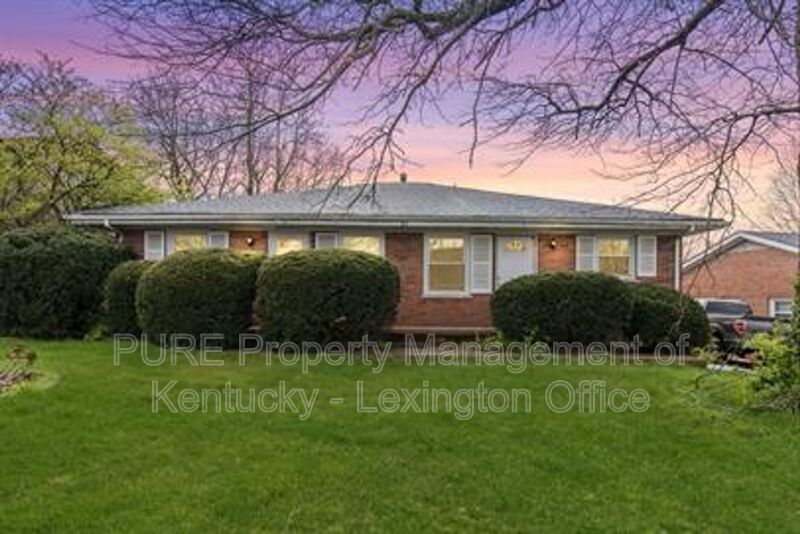 Lexington Condo: 363 Radcliffe Road