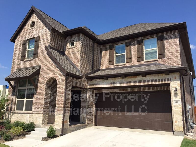 Richardson House: 1134 Alpine Dr