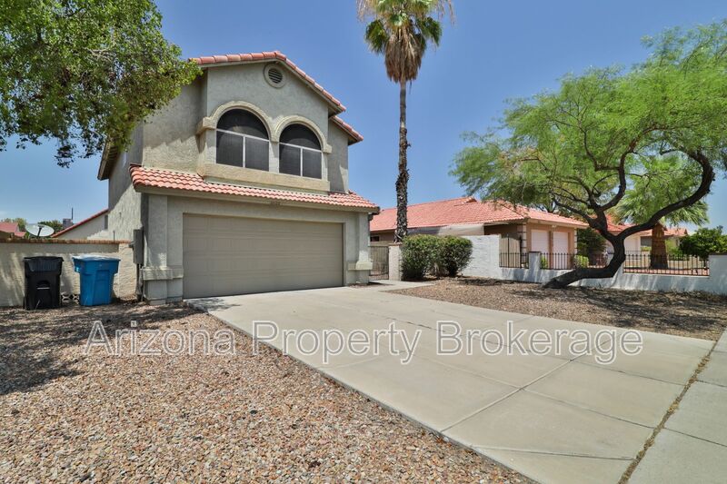 Glendale House: 3622 W. Wagoner Rd.
