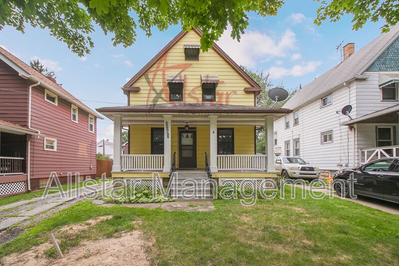 Cleveland House: 2203 Tate Ave