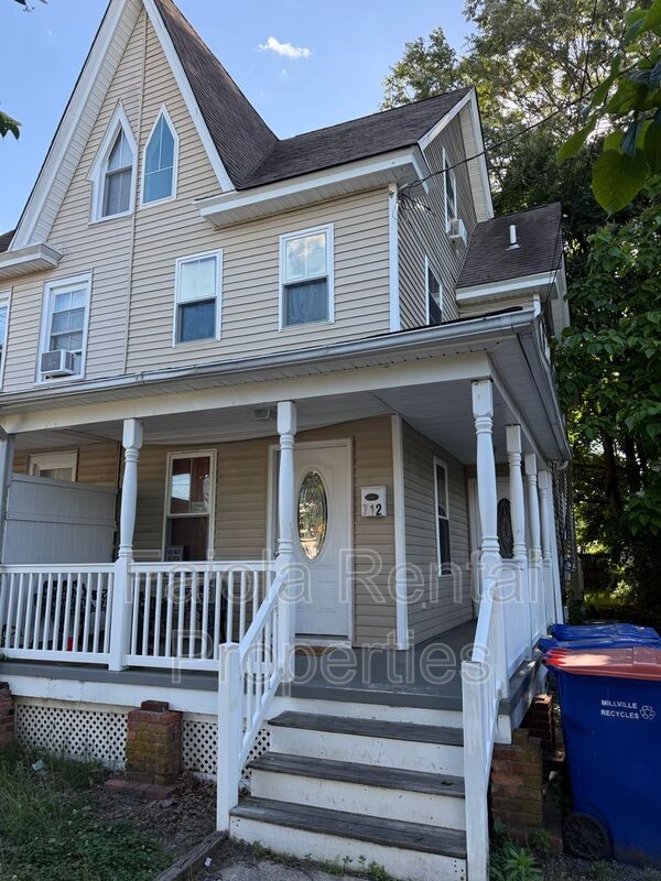 Millville House: 712 N 4th Street