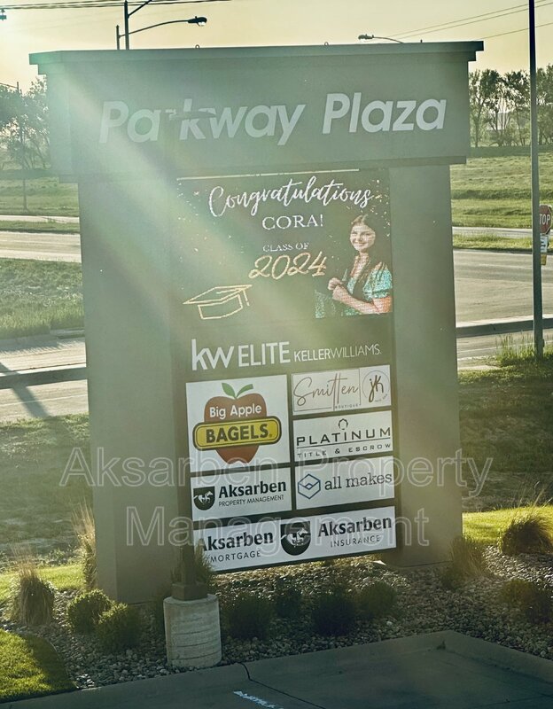 Columbus Condo: 4471 41st Avenue, Parkway Plaza