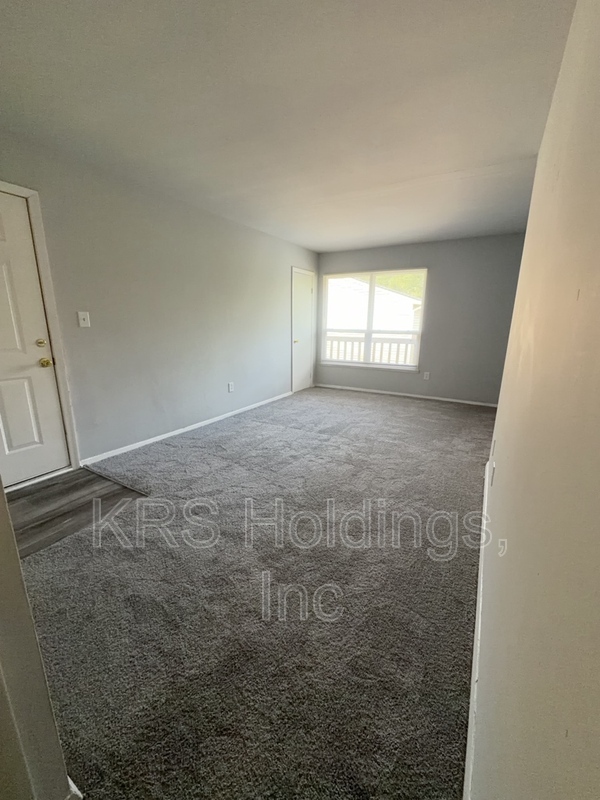 Richmond Apartment: 1267 Nelson St
