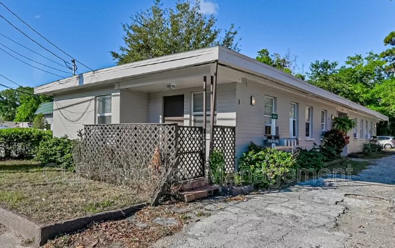 Port Orange Condo: 5018 S Ridgewood Ave