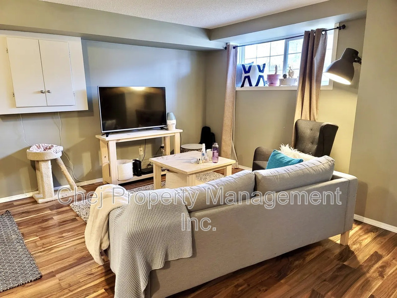 Edmonton Condo: 148 Brintnell Boulevard Northwest