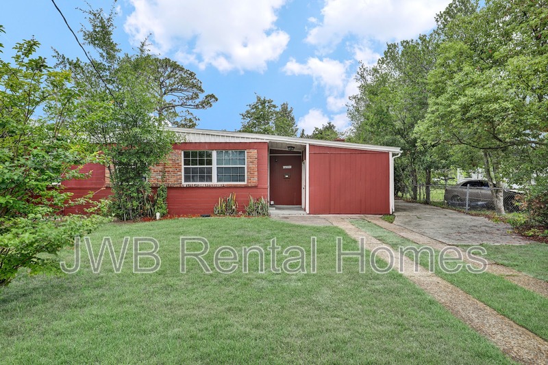 Jacksonville House: 10524 Briarcliff Rd S