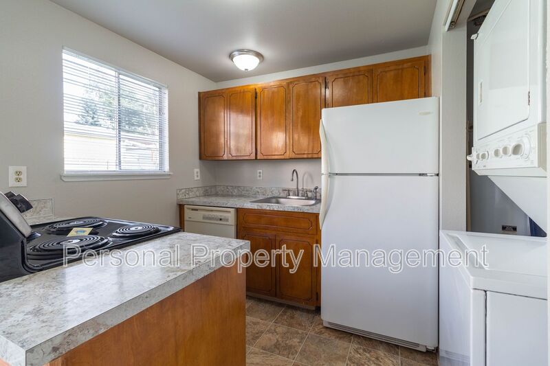 Vancouver Condo: 506 E 34TH St