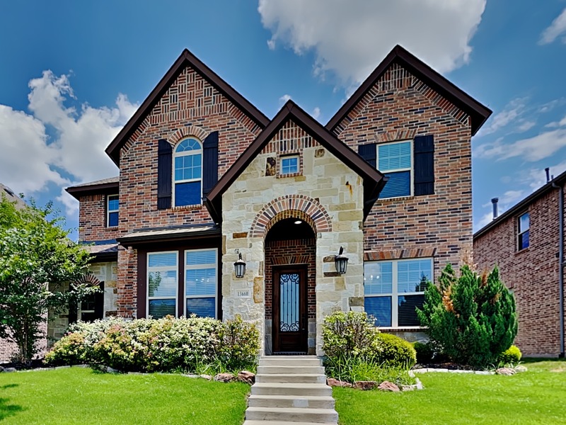 Frisco House: 13660 Diamond Grove Ln