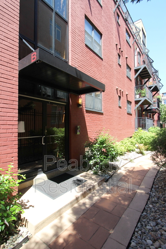 Washington Condo: 1354 Euclid St NW #303B