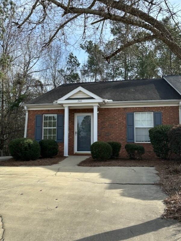 Lexington House: 246 Waverly Court