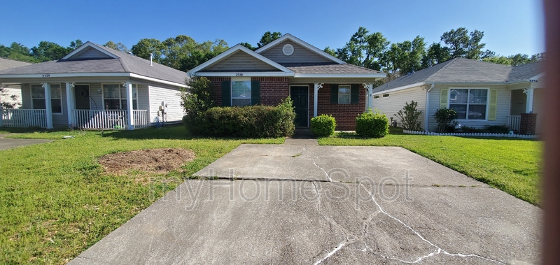 Cantonment House: 2520 Trailwood Dr