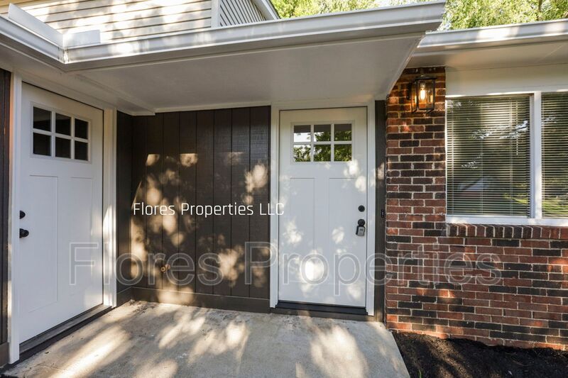 Columbus House: 2856 Bretton Woods Dr