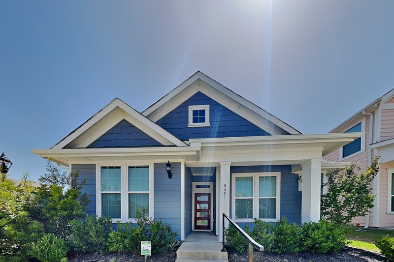 Rowlett House: 8441 Royal Star Rd