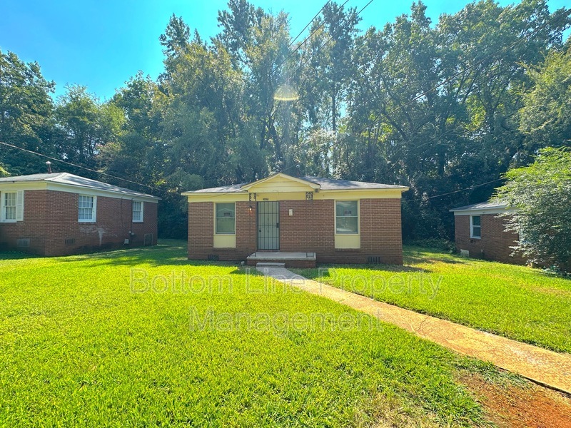 Charlotte House: 2605 Remington St