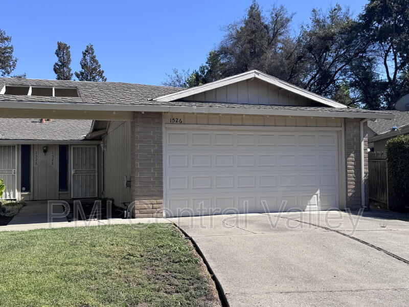 Stockton Condo: 1526 Silver Creek Circle