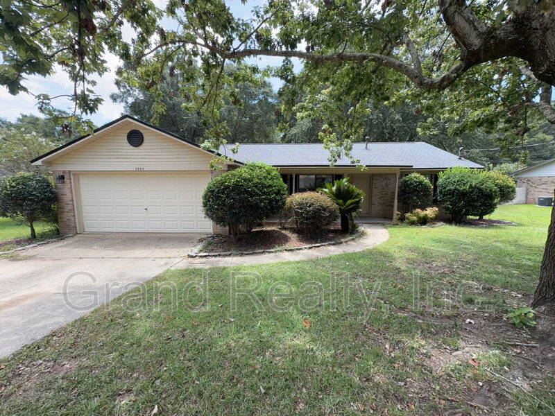 Pace House: 3965 Deerwood Circle
