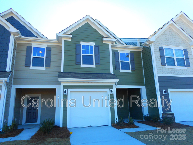 Concord Townhome: 2723 Yeager Dr