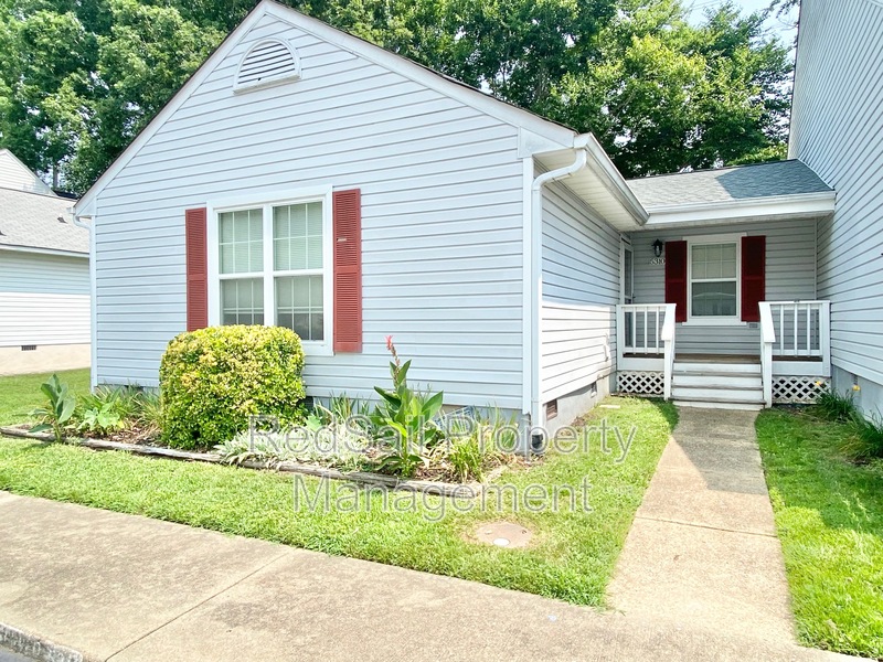 Williamsburg House: 5310 Gardner Ct