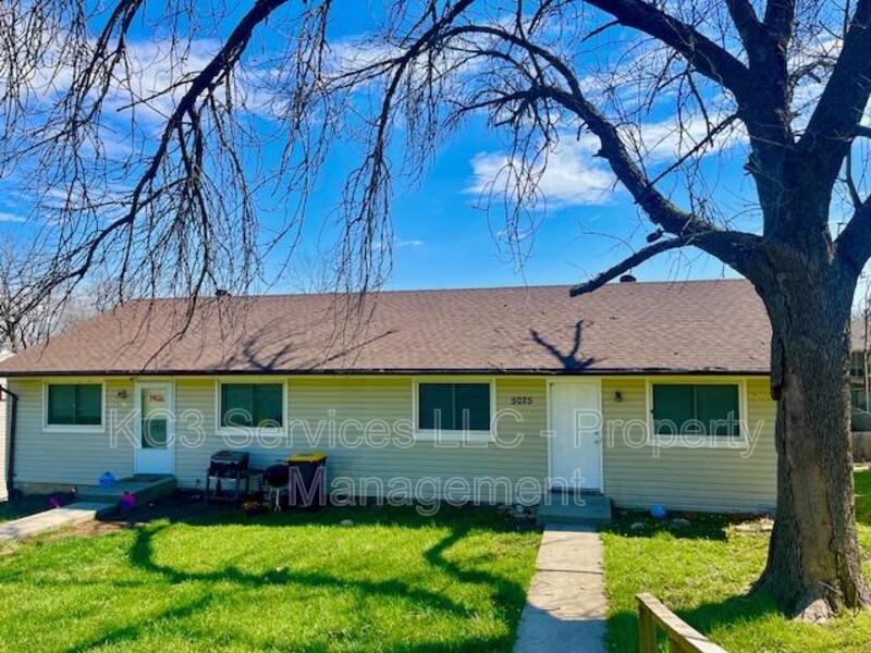 Kansas City Condo: 5025 N Bellaire Ave