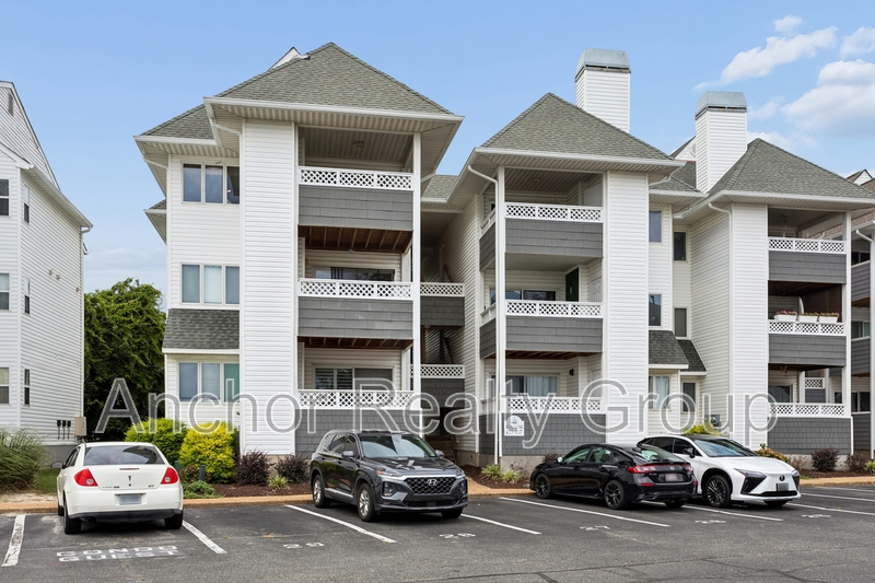 Hampton Condo: 155 Atlantic Avenue - C