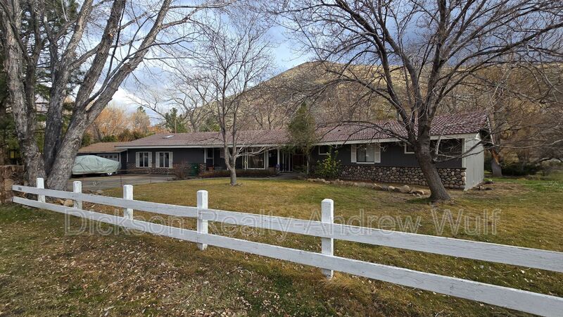 Reno House: 22882 Carriage Drive