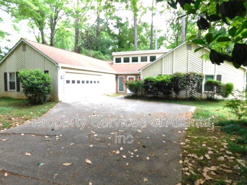 Marietta House: 1710 Pine Rd
