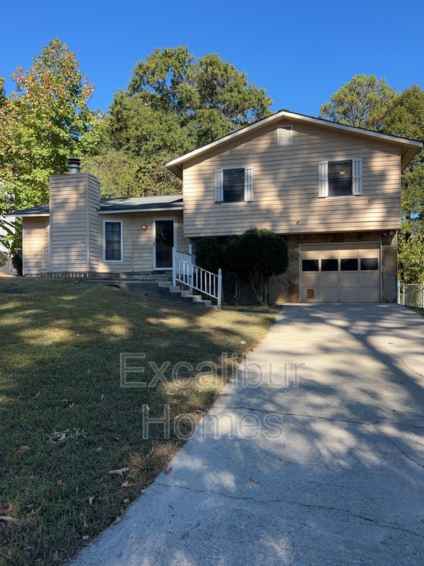 Duluth House: 2693 Seneca Trl