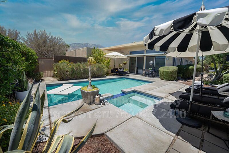 Palm Springs House: 2722 Alexander Club Drive