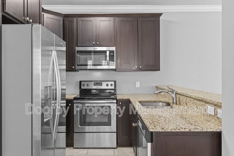 Chattanooga Townhome: 717 Ladd Ave