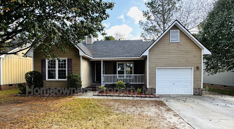 Hope Mills House: 3441 Lubbock Dr