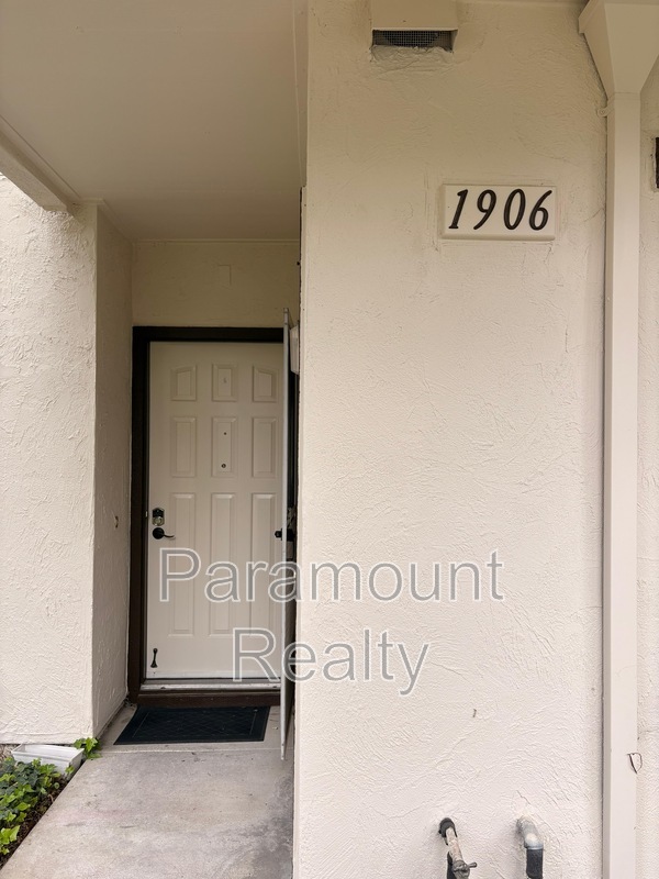 Santa Clara Condo: 1400 Bowe Ave.