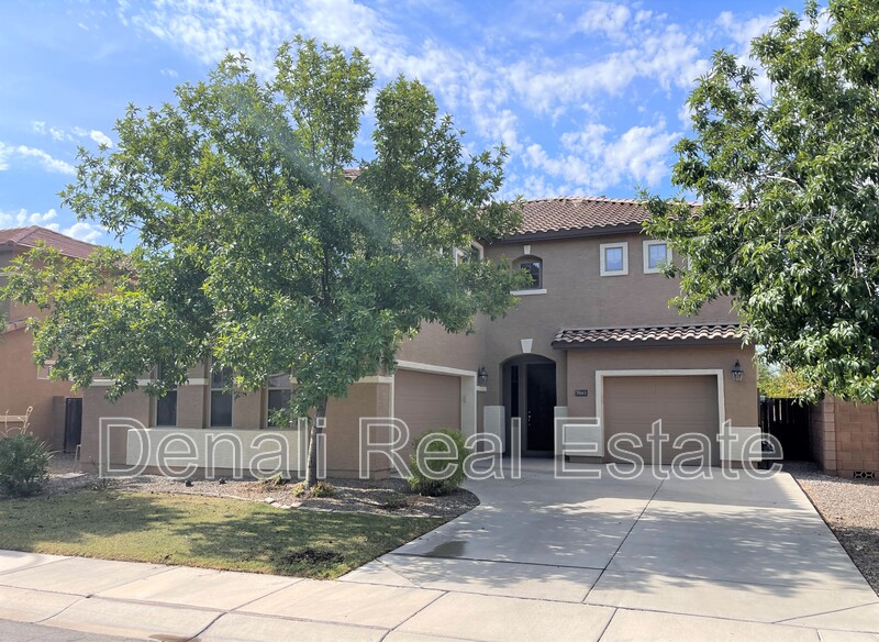 Chandler House: 3663 E Sparrow Place