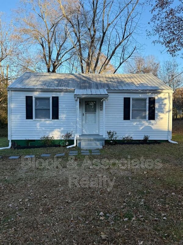 Greensboro House: 1020 Willard St