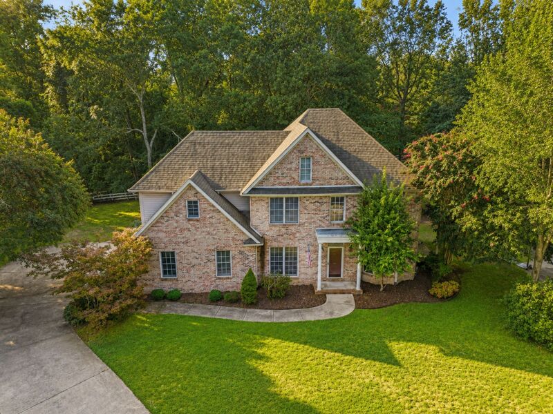 Madison House: 101 Kelvingrove Drive