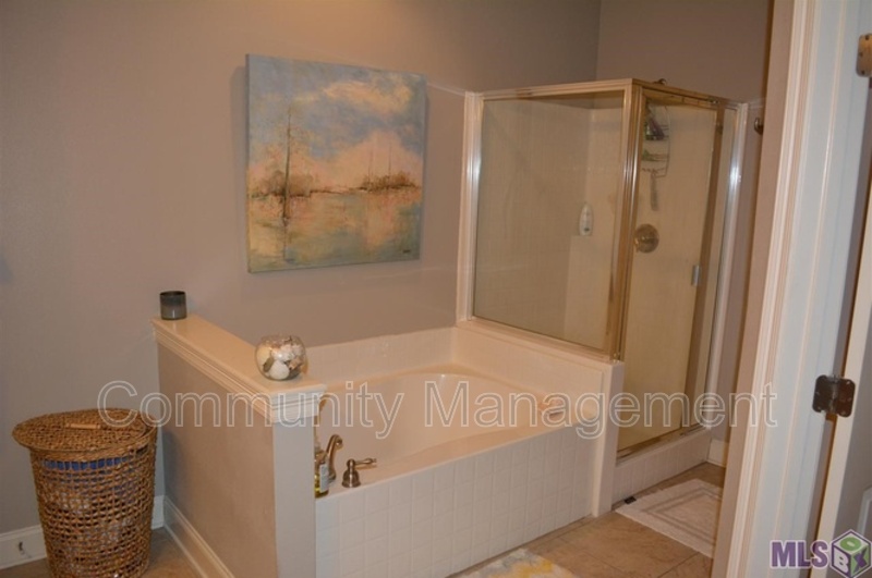 Baton Rouge Condo: 4637 Burbank Dr