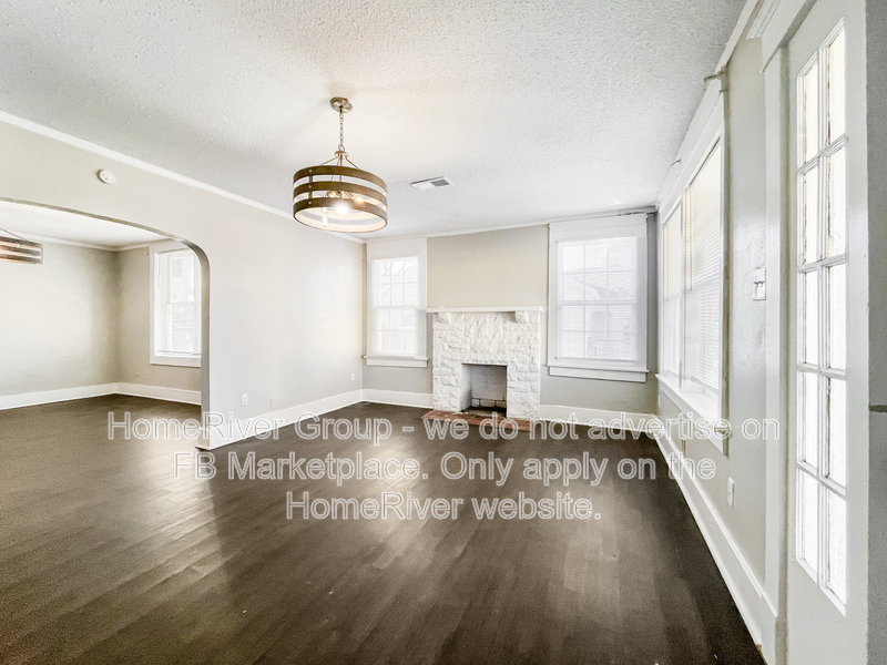 Memphis House: 880 N Watkins St