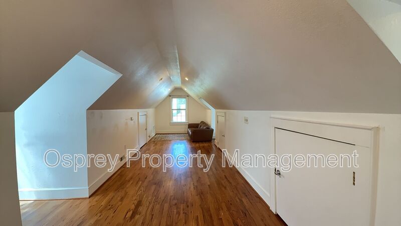 Spacious 4-Bedroom Norfolk Home with Sunroom & Fenced Backyard! - Photo 9