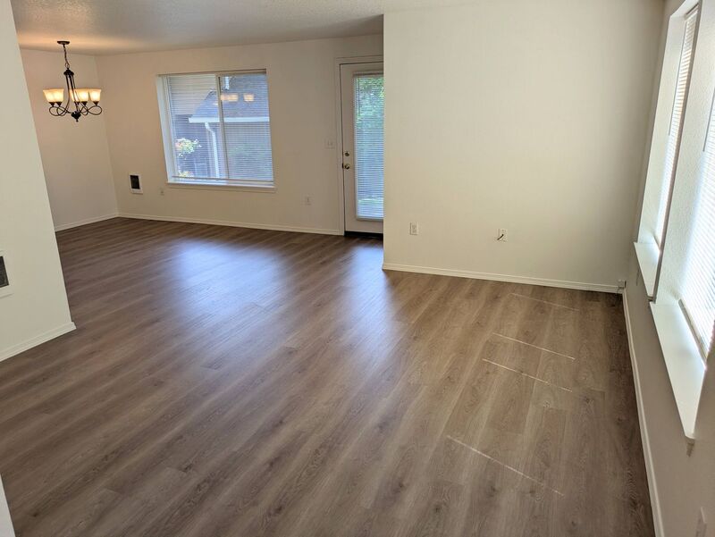 Tualatin House: 17987 SW 115th Ave