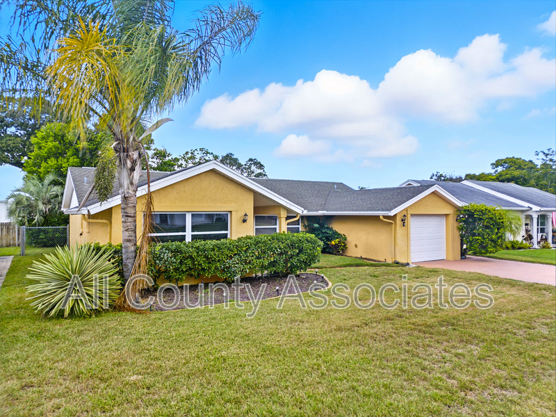 Hudson House: 12407 Partridge Hill Row