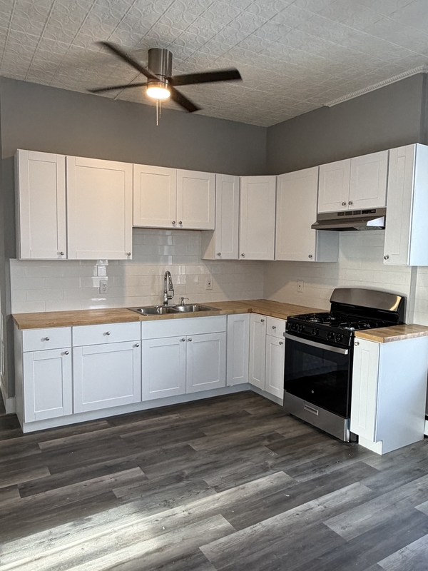 Cohoes Condo: 241 Saratoga Street Apt 2