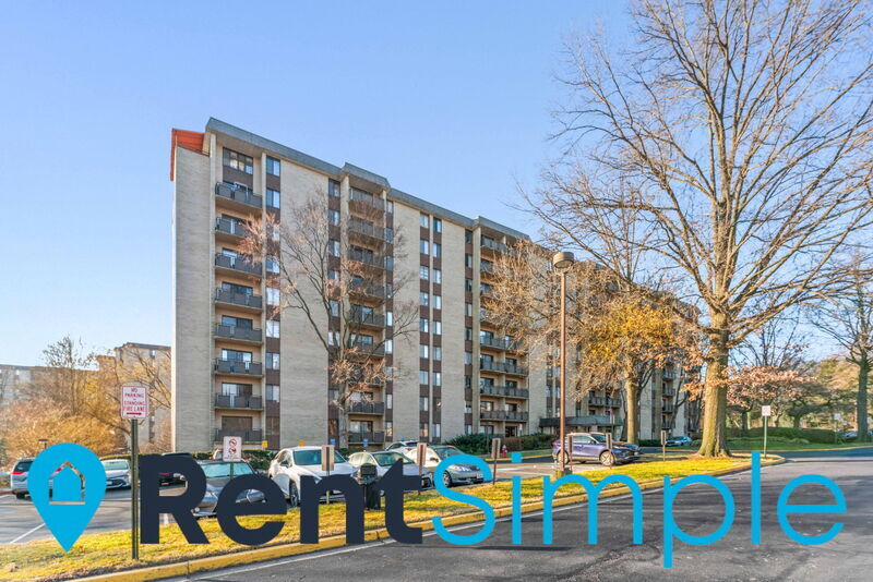Falls Church Condo: 6001 Arlington Boulevard