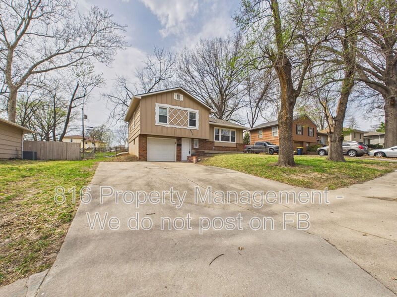 Kansas City House: 4834 Evanston Ave