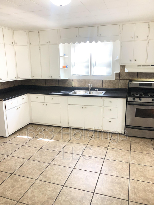 Bartonville House: 403 McKinley Ave
