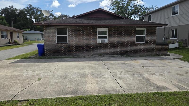 Main image for 522 Pinewood Avenue