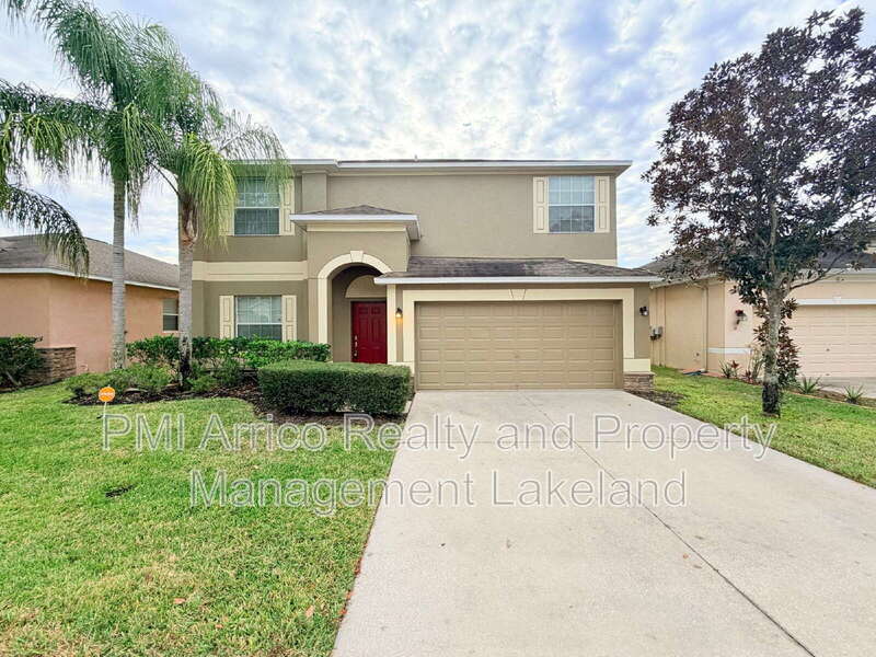 Lakeland House: 3648 Madbury Cir