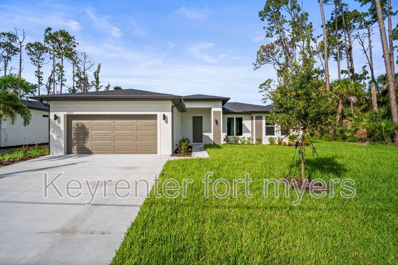 North Port House: 3127 Tulsa Ave