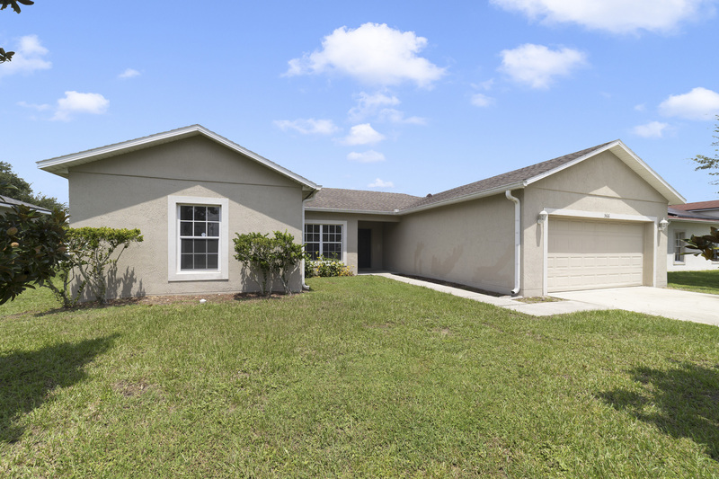 Kissimmee House: 566 Hummingbird Ct