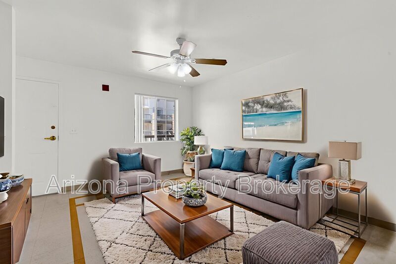 Phoenix Condo: 2302 W. Colter St.